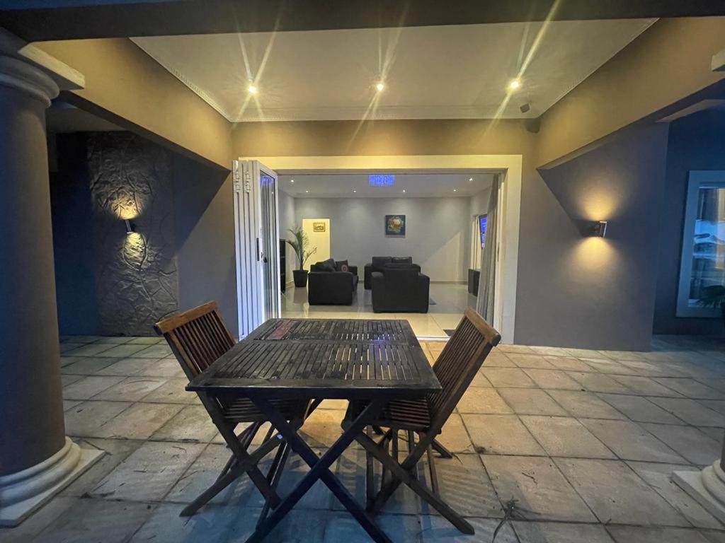 Illovo Beach House Amanzimtoti Ngoại thất bức ảnh