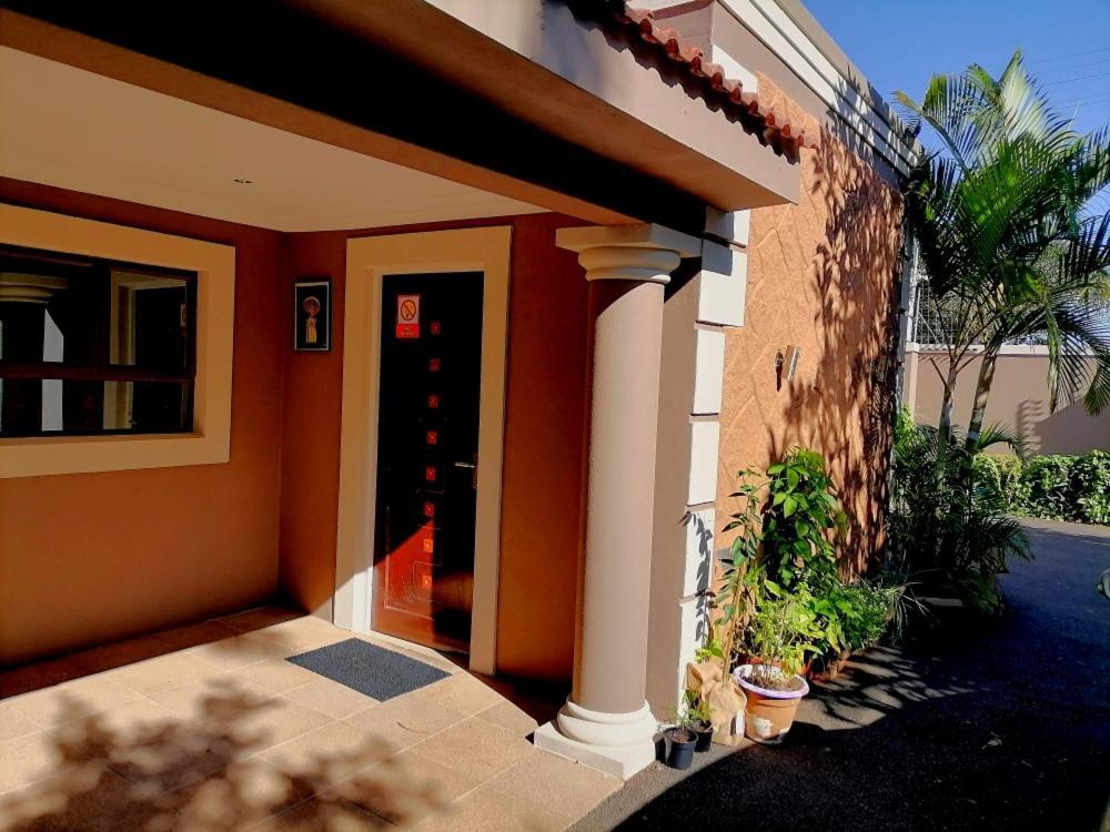 Illovo Beach House Amanzimtoti Ngoại thất bức ảnh